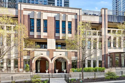 409 East Benton Place Chicago IL 60601