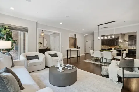 409 East Benton Place Chicago IL 60601