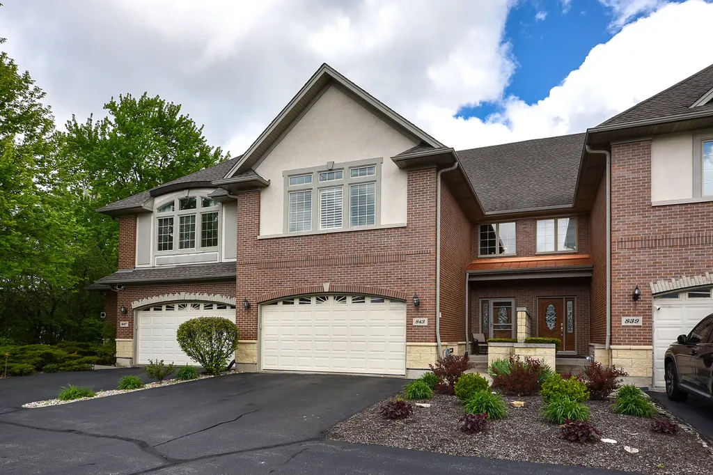 843 North Franklin Avenue Palatine IL 60067