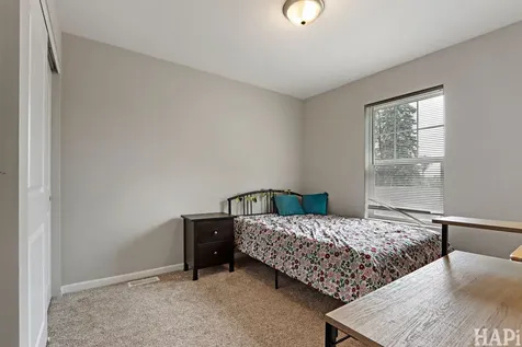 16 Elm Avenue Fox Lake IL 60020