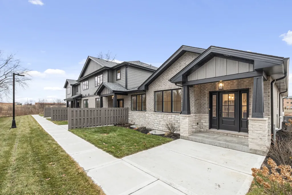 11321 1ST Street Mokena IL 60448