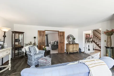 3780 Anjou Lane Hoffman Estates IL 60192