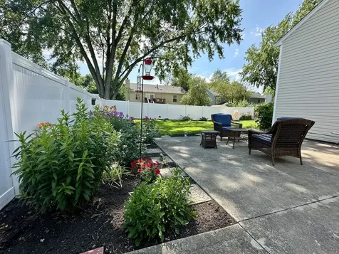 960 Independence Avenue St. Charles IL 60174