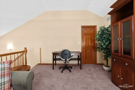 574 Sudbury Circle Oswego IL 60543