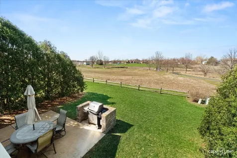 574 Sudbury Circle Oswego IL 60543
