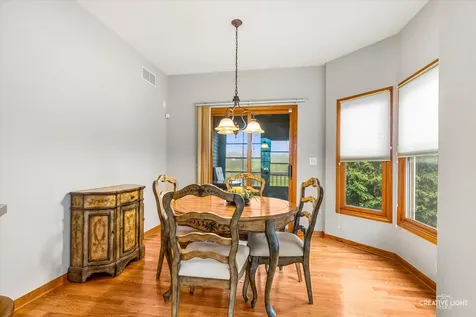 574 Sudbury Circle Oswego IL 60543