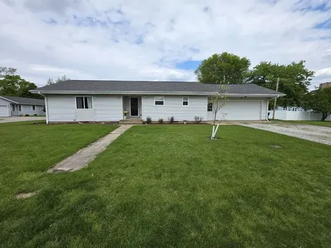 200 West South Street Flanagan IL 61740