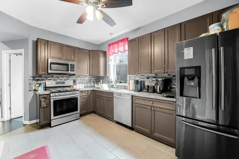 1440 East 76th Street Chicago IL 60619