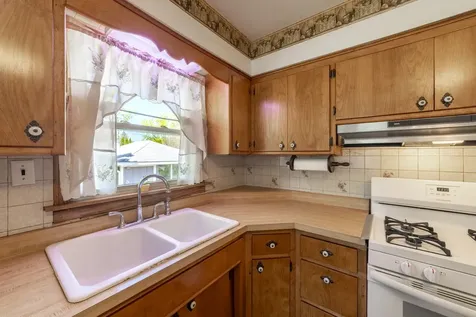 14 North Wabash Avenue Glenwood IL 60425