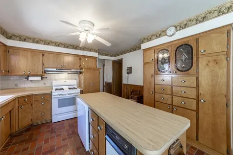14 North Wabash Avenue Glenwood IL 60425