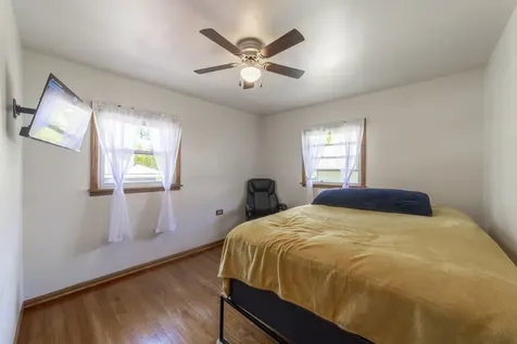 14 North Wabash Avenue Glenwood IL 60425