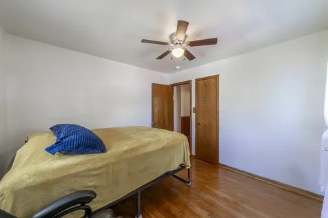 14 North Wabash Avenue Glenwood IL 60425