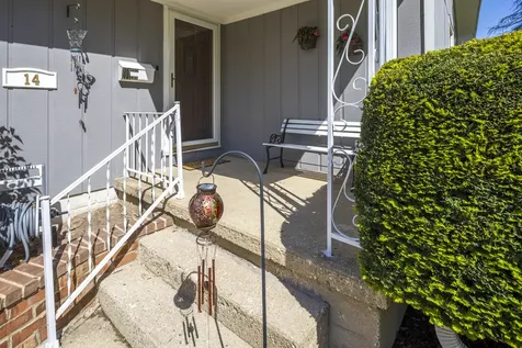 14 North Wabash Avenue Glenwood IL 60425