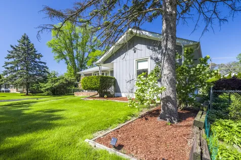 14 North Wabash Avenue Glenwood IL 60425