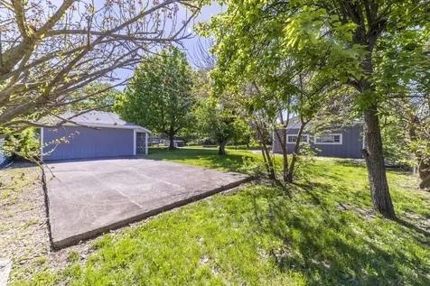 14 North Wabash Avenue Glenwood IL 60425