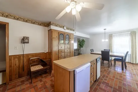 14 North Wabash Avenue Glenwood IL 60425