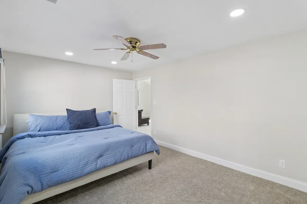 4411 South Calumet Avenue Chicago IL 60653