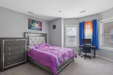 4411 South Calumet Avenue Chicago IL 60653