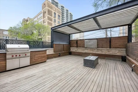 458 West Deming Place Chicago IL 60614