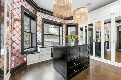 458 West Deming Place Chicago IL 60614