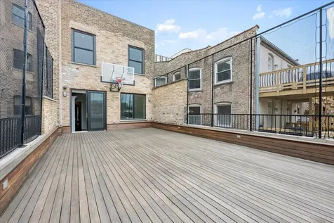 458 West Deming Place Chicago IL 60614