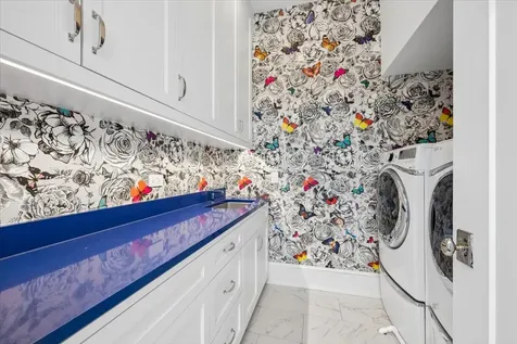 458 West Deming Place Chicago IL 60614