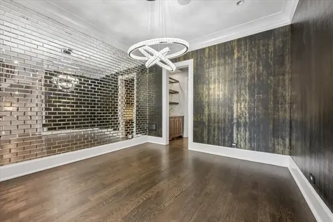 458 West Deming Place Chicago IL 60614
