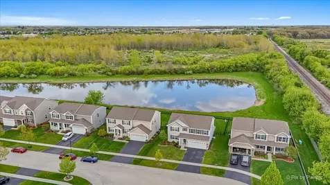 852 Wildwood Drive Pingree Grove IL 60140