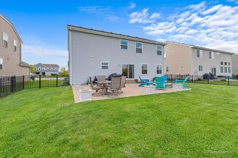 852 Wildwood Drive Pingree Grove IL 60140