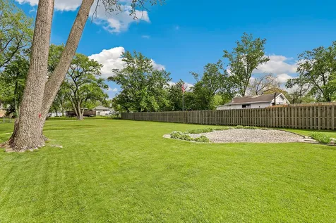 15715 Lavergne Avenue Oak Forest IL 60452