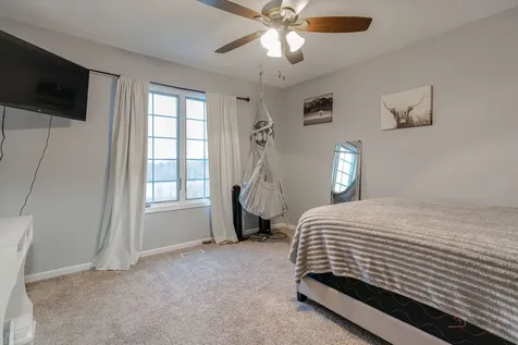 285 Regency Court Unit B Court Wauconda IL 60084