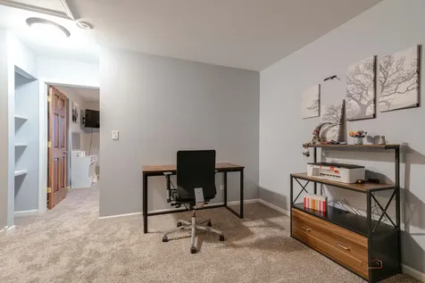285 Regency Court Unit B Court Wauconda IL 60084