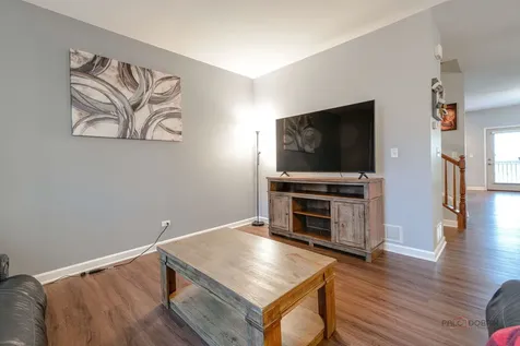 285 Regency Court Unit B Court Wauconda IL 60084