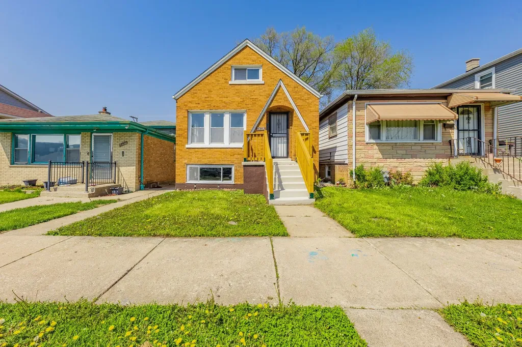 7614 West 63rd Place Summit IL 60501