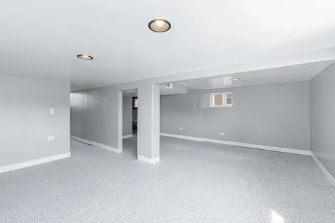 7614 West 63rd Place Summit IL 60501
