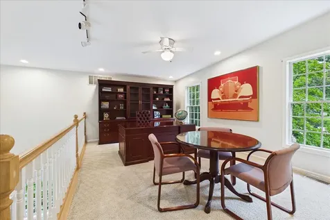 821 Oak Spring Lane Libertyville IL 60048