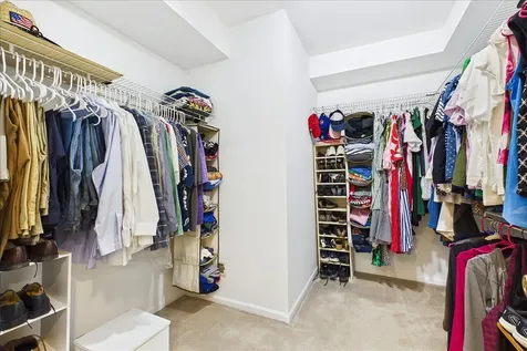 821 Oak Spring Lane Libertyville IL 60048