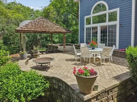 821 Oak Spring Lane Libertyville IL 60048