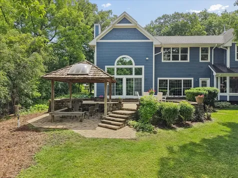821 Oak Spring Lane Libertyville IL 60048