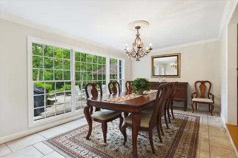 821 Oak Spring Lane Libertyville IL 60048