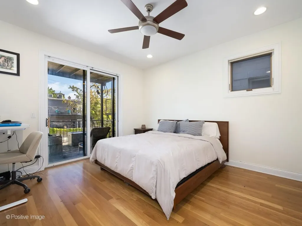 2431 West Walton Street Chicago IL 60622