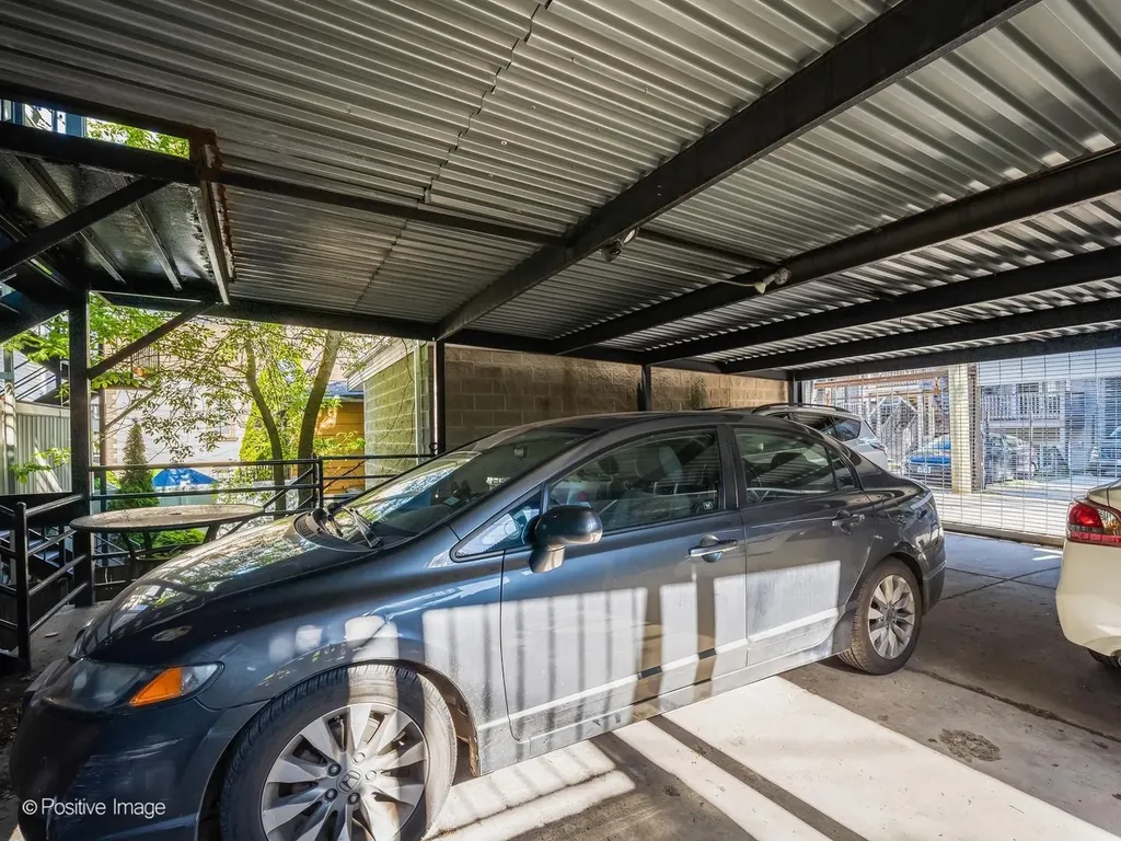 2431 West Walton Street Chicago IL 60622