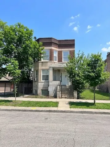 3615 West Flournoy Street Chicago IL 60624