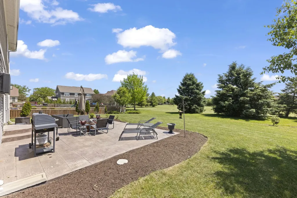 27008 Ashgate Crossing Plainfield IL 60585