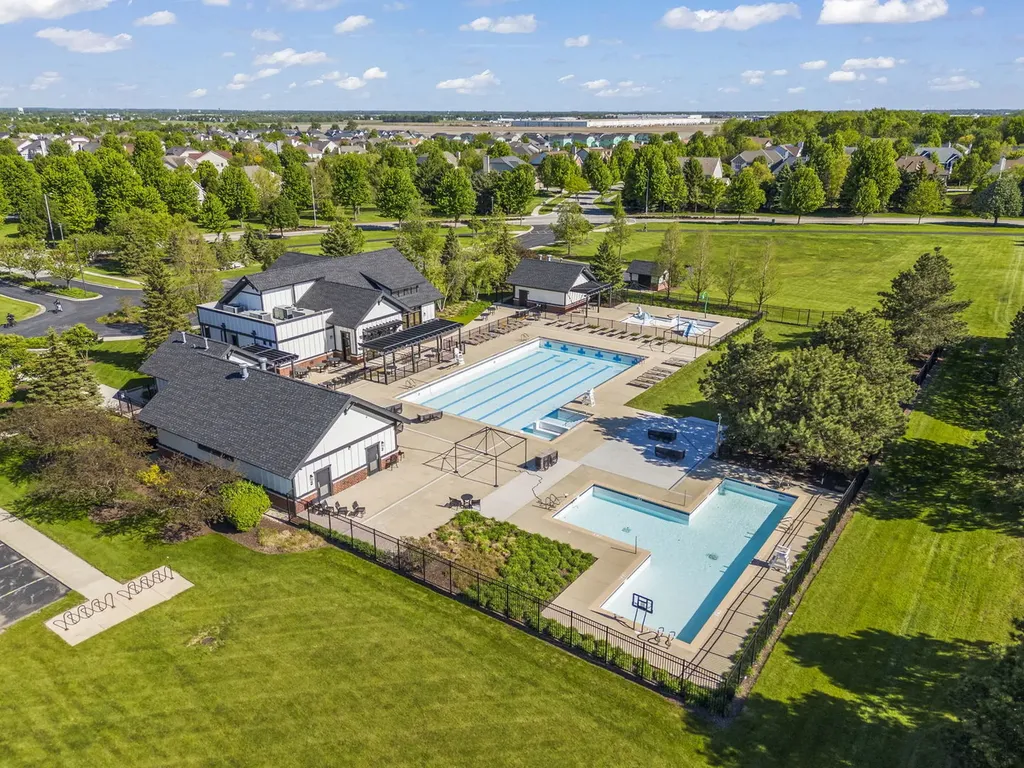 27008 Ashgate Crossing Plainfield IL 60585