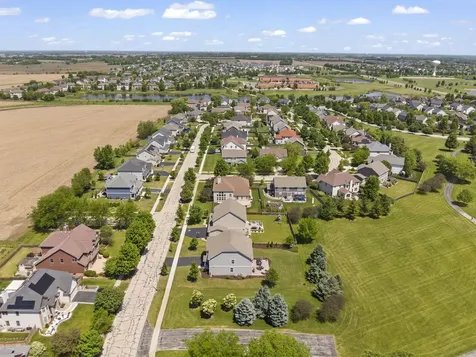 27008 Ashgate Crossing Plainfield IL 60585