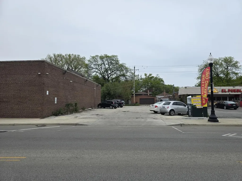 2723-2729 West Howard Avenue Chicago IL 60645