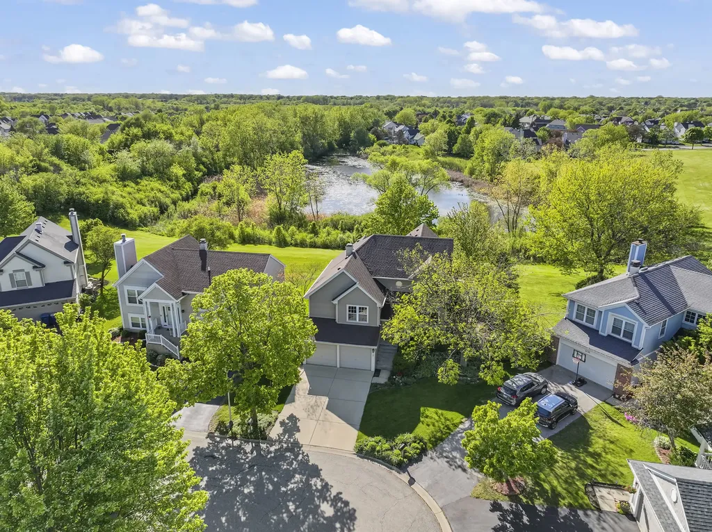 1432 Brahms Court Bartlett IL 60103