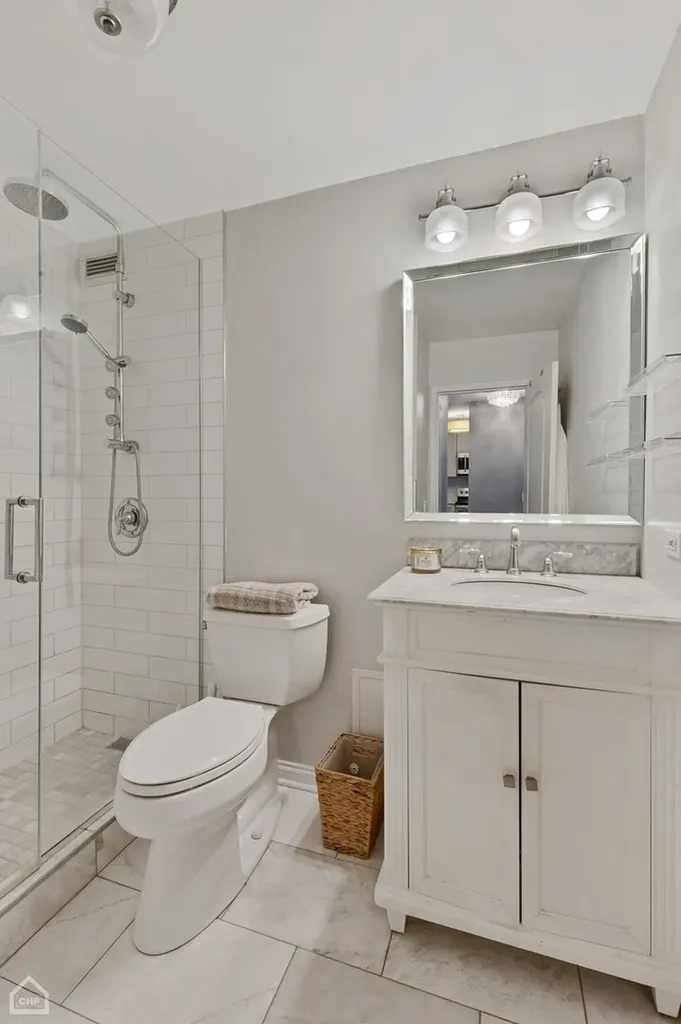 1555 North Sandburg Terrace Chicago IL 60610