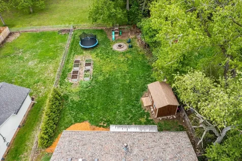 209 North Jefferson Street Mahomet IL 61853